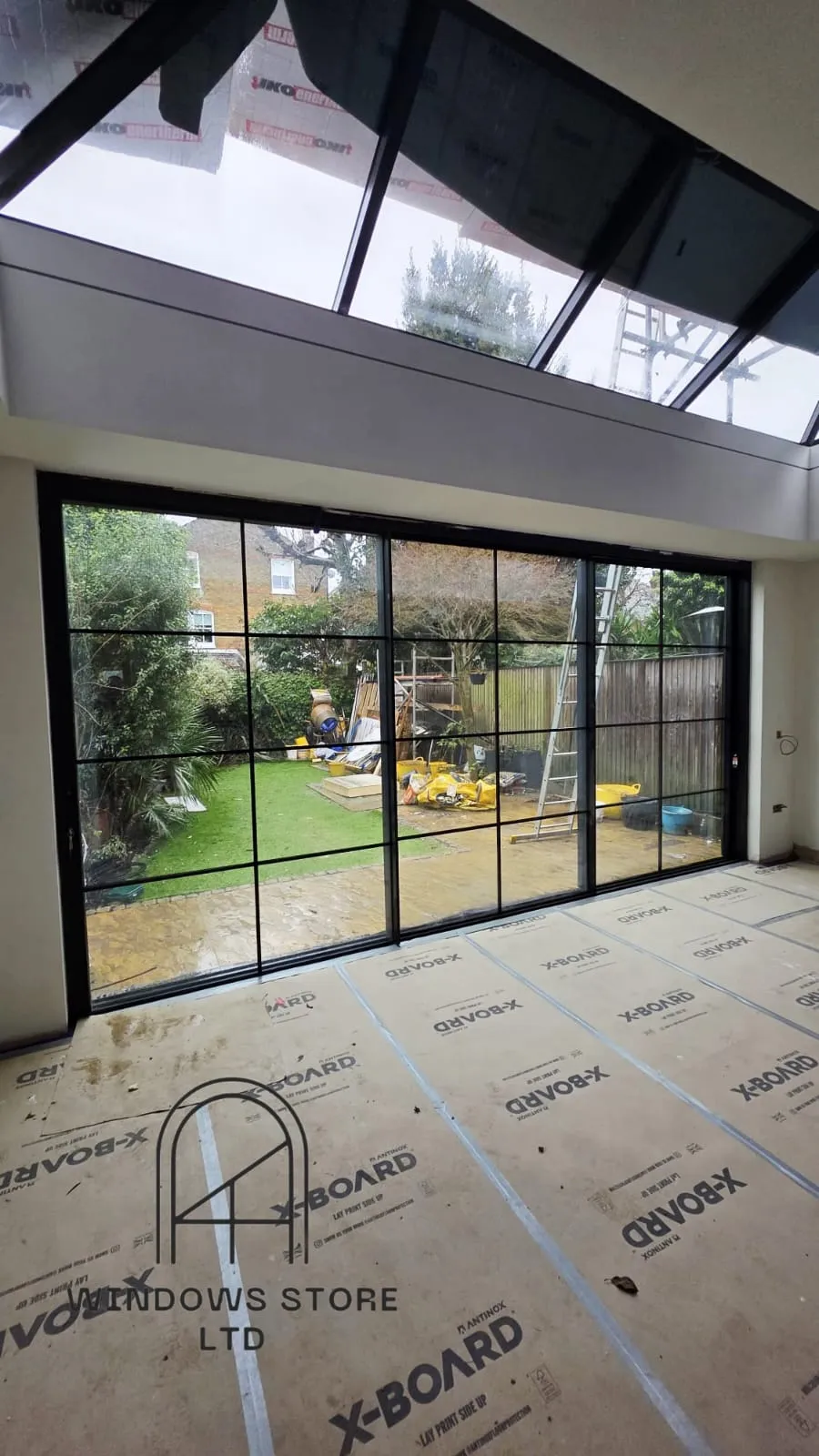 Aluminium — Aluminium sliding door - corvision